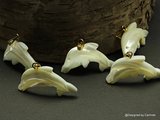  Mooi glanzende White Powershel 'springend'dolfijntje, ca30x11 LH141_